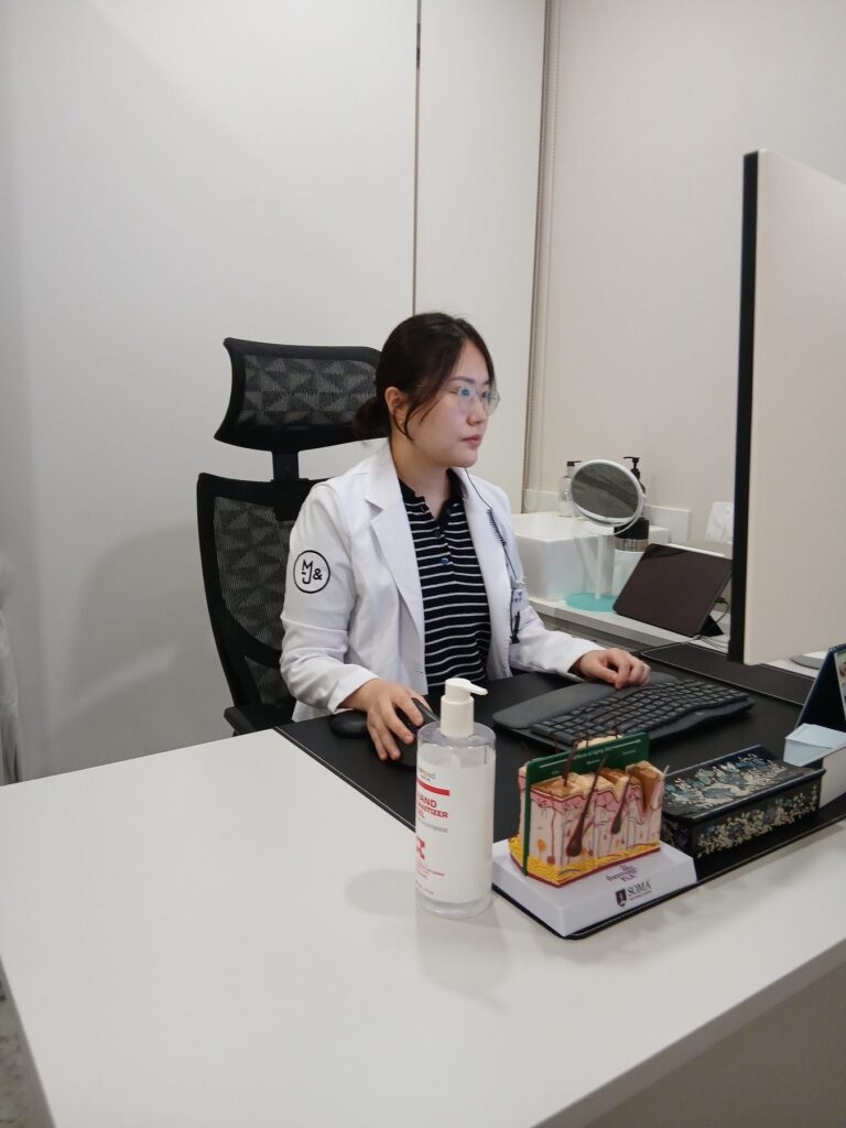 민앤정의원 원장 진료기록 확인